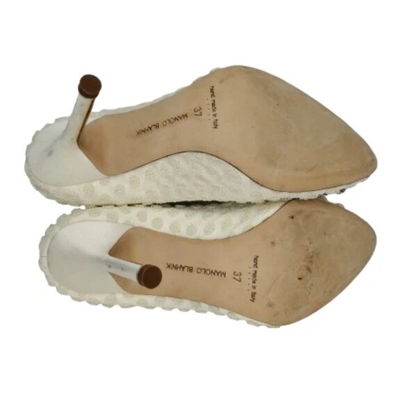 Manolo Blahnik Hangisi 105 Textured Satin Pumps - Picture 7 of 8